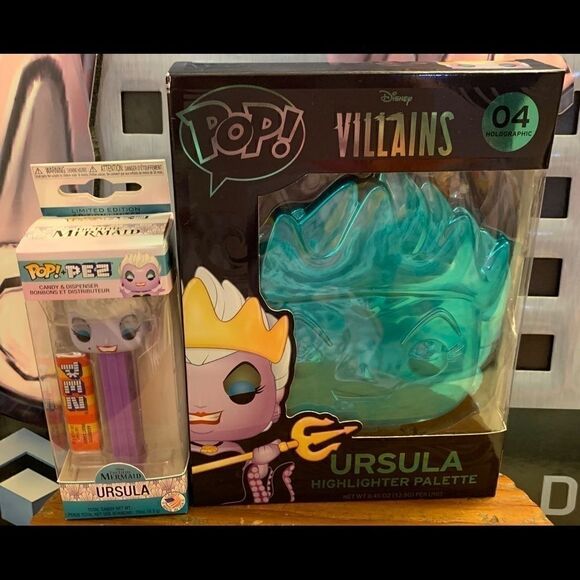 Funko X Disney Ursula Highlighter Palette + Pez - Picture 1 of 4